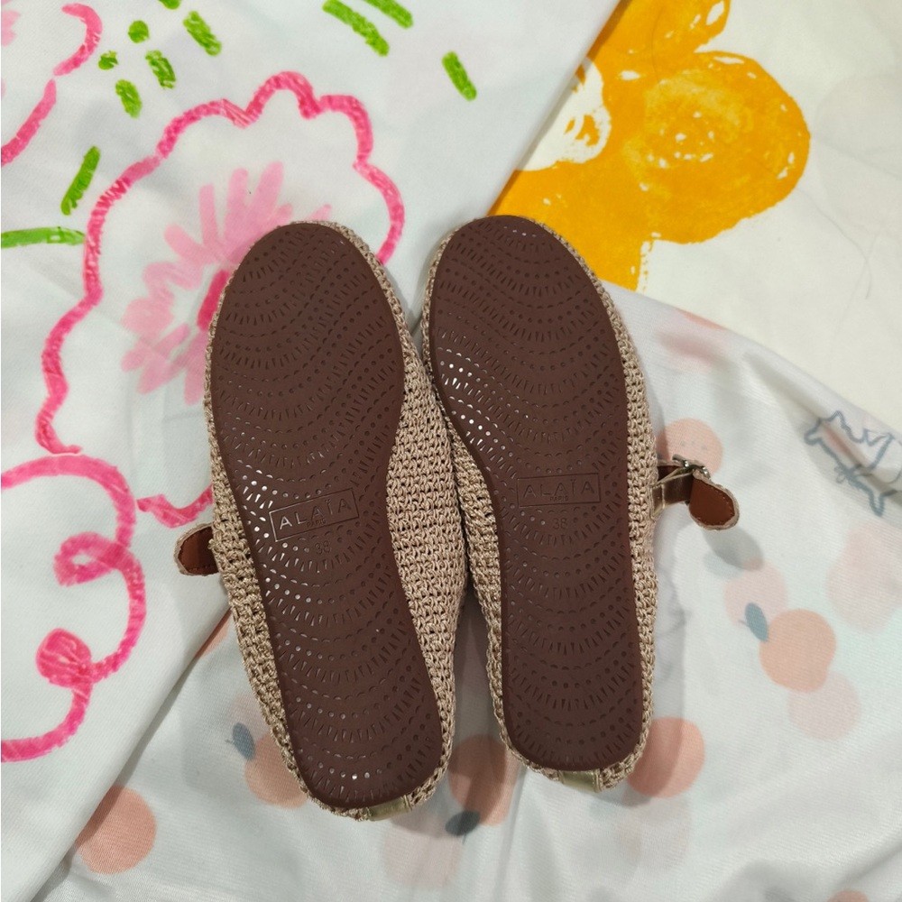 Alaïa Beige Crochet Mary Jane Flats - Picture 9 of 10